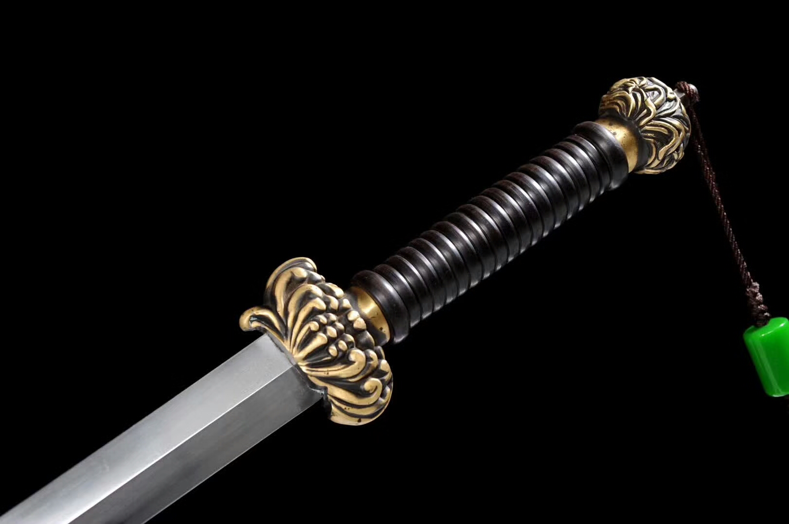 精品龙泉剑,扭转花纹钢宝剑,龙泉刀剑图片